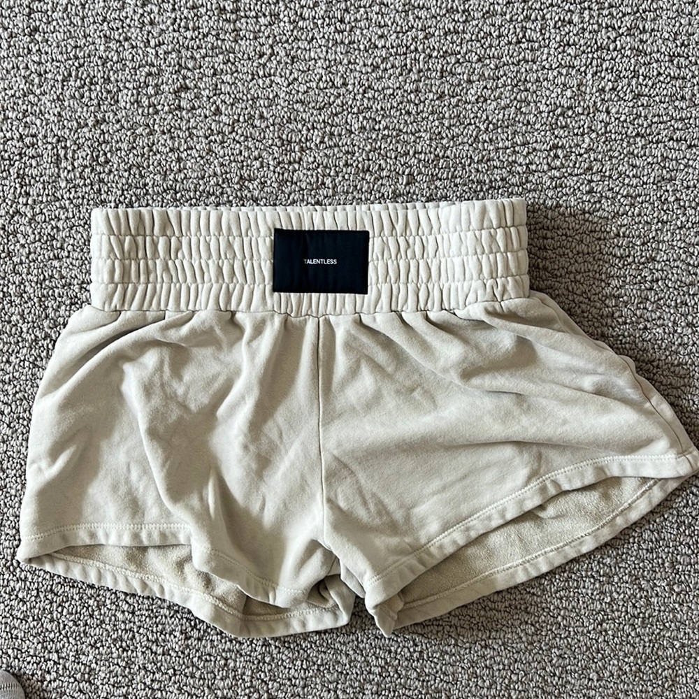 Talentless boxing shorts Bone sz M